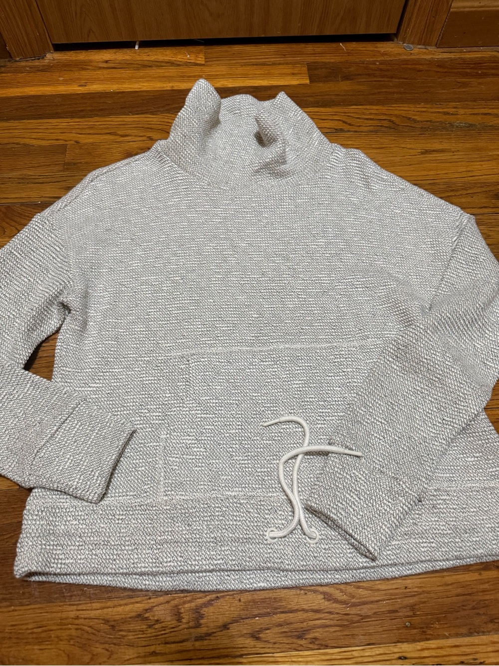 90 Degree By Reflex Whitecap Gray Textured Sweatshirt